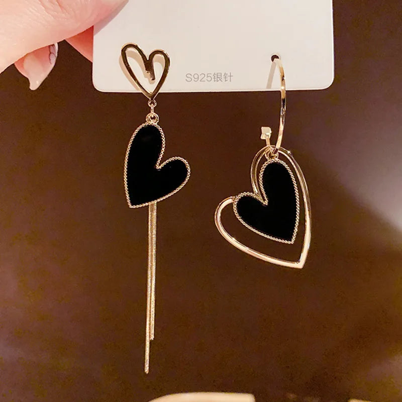 Black Heart Asymmetric Drop Earrings