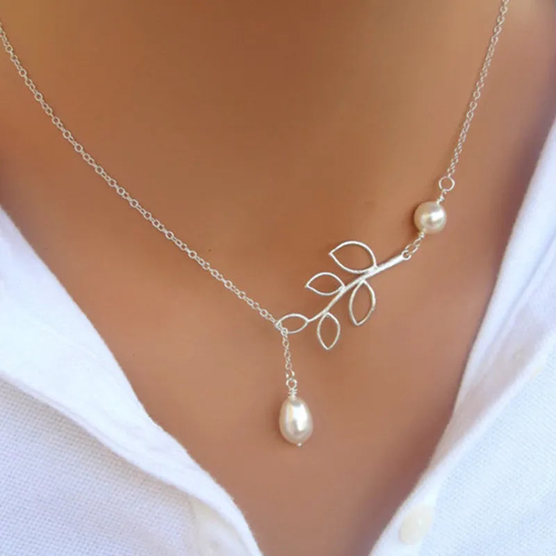 Minimalist Pearl & Stick Pendant Necklace