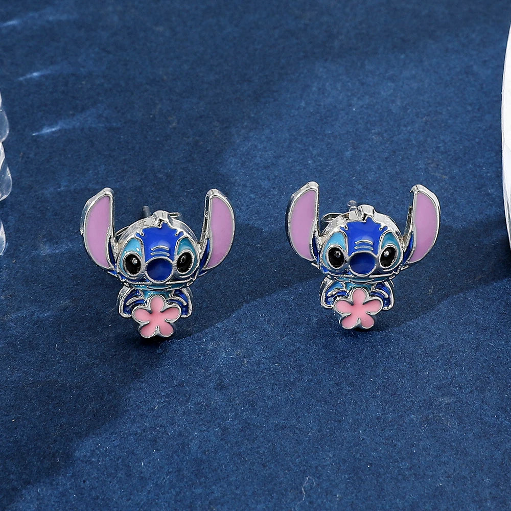 Stitch Flower Stud Earrings