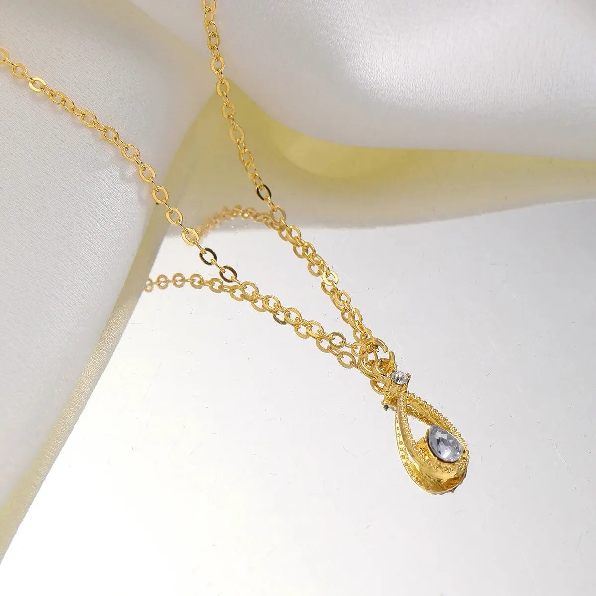 Zircon Water Drop Clavicle Necklace