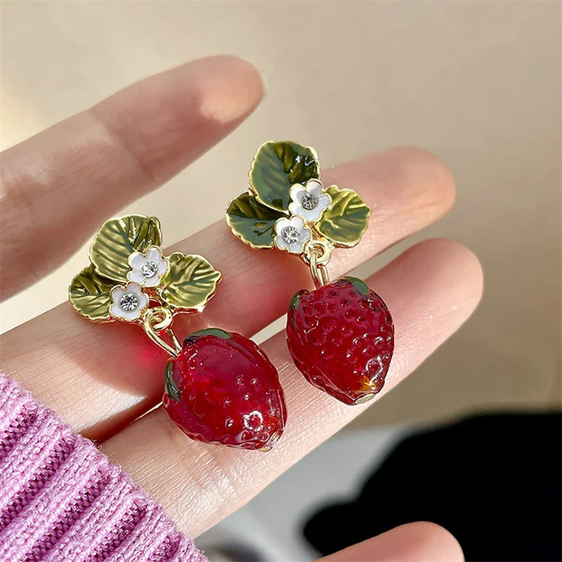 Delicate Red Strawberry Flower Drop Earrings for Women 3D Simulated Fruit Green Leaves Earrings Girls Jewelry Accessories