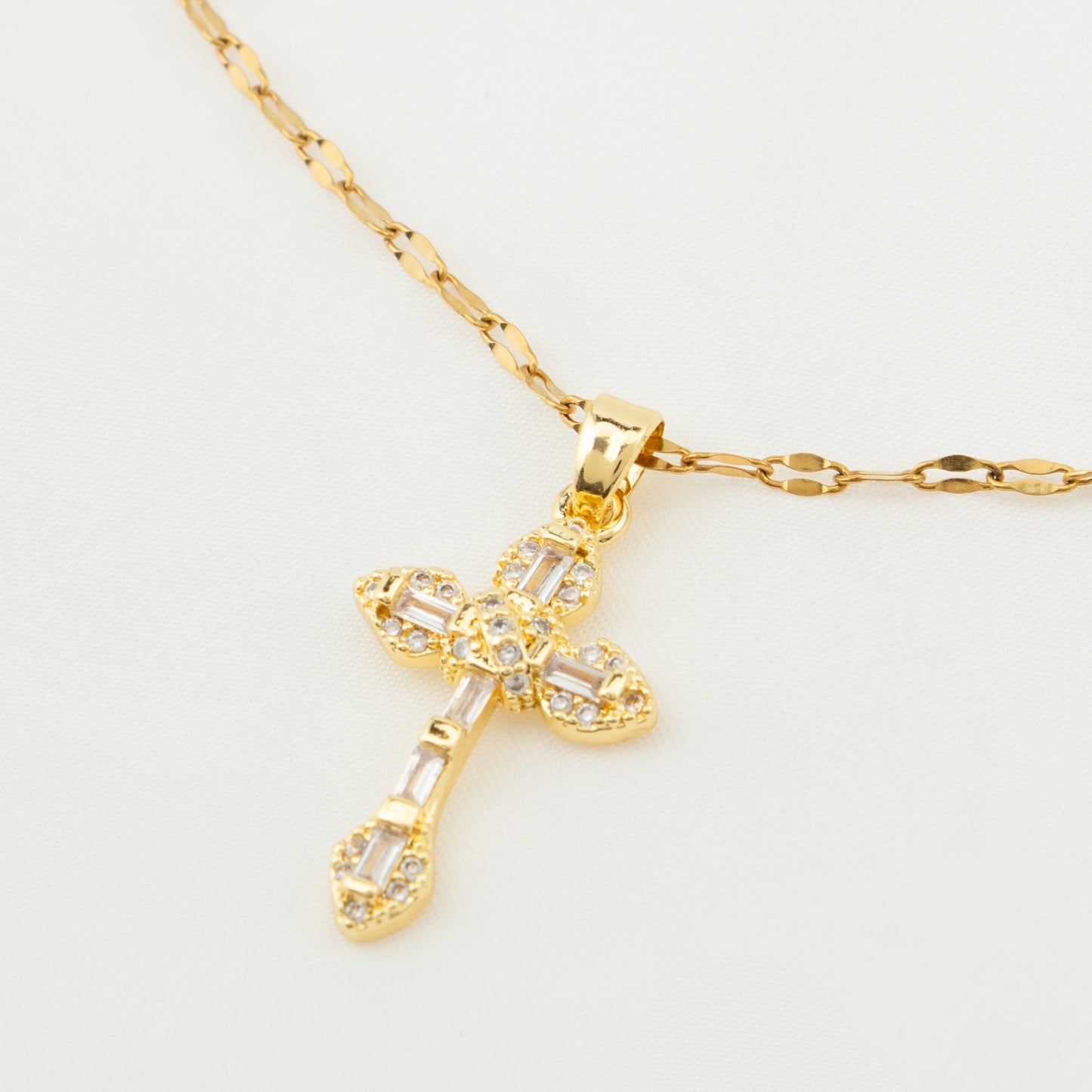 1 pearl shell inlaid zircon cross pendant for women's sexy style stainless steel plated 18k gold necklace